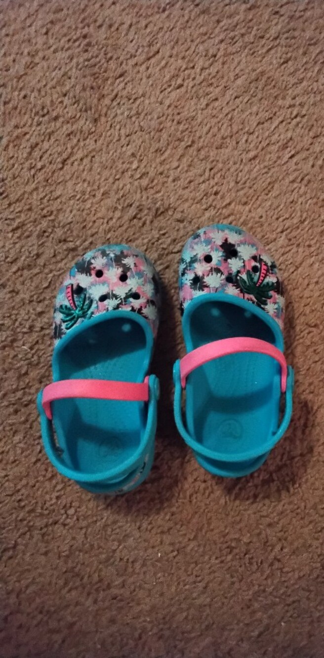 Crocs For Girls Tropical Print Clogs in Turquoise and Pink